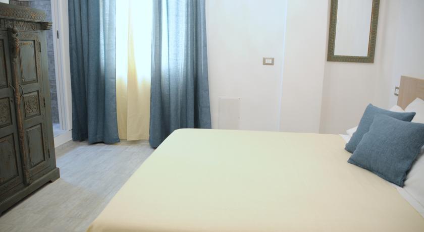 Piazza Martiri Rooms กาญารี ห้อง รูปภาพ