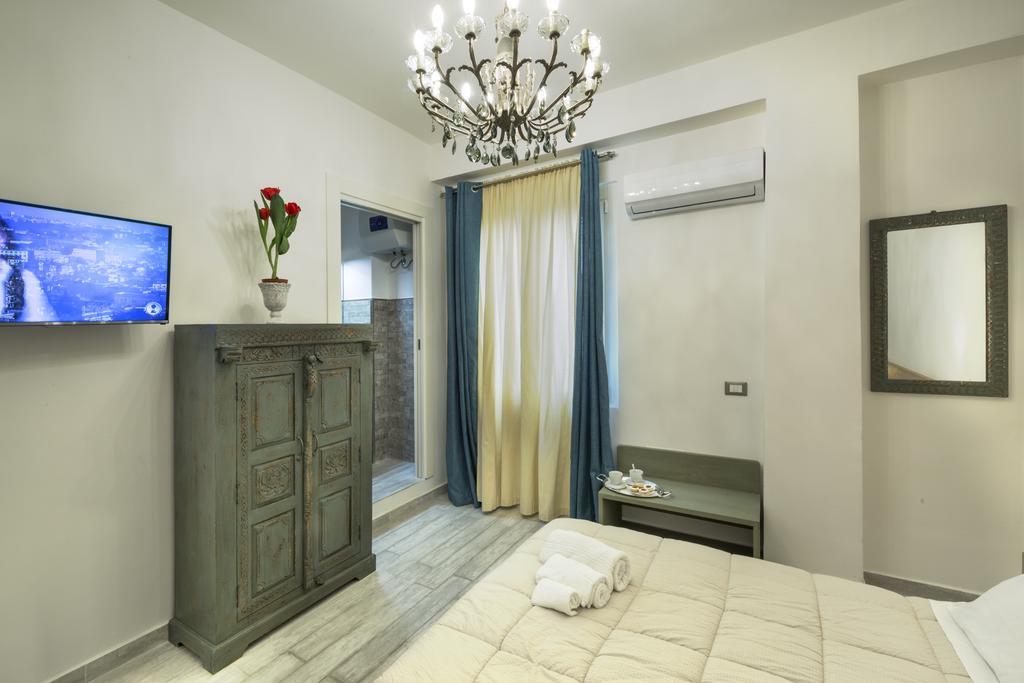 Piazza Martiri Rooms กาญารี ห้อง รูปภาพ