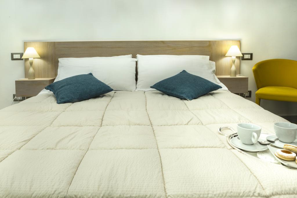 Piazza Martiri Rooms กาญารี ห้อง รูปภาพ